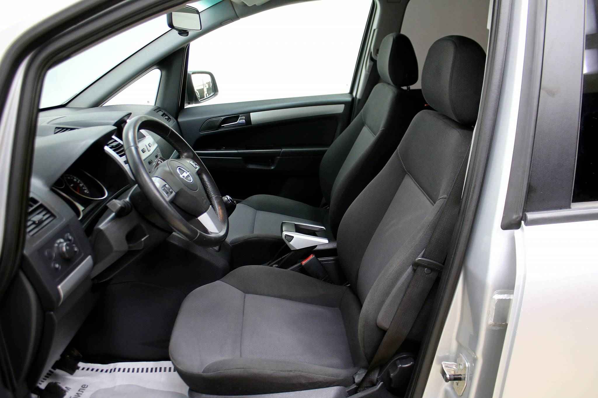 Opel Zafira, B Рестайлинг