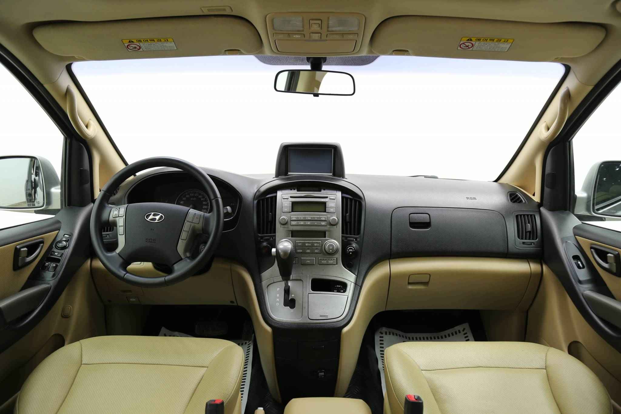 Hyundai Grand Starex, I