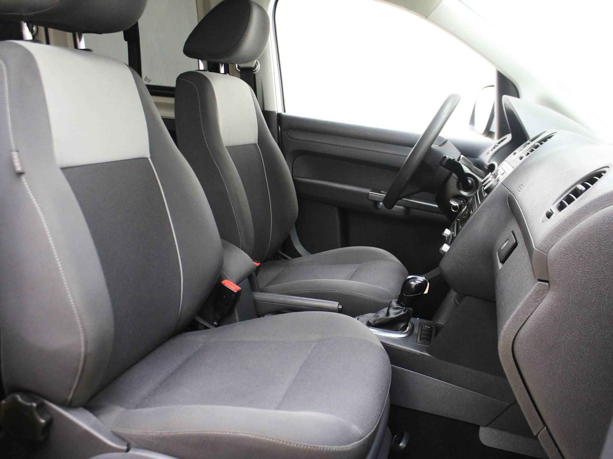 Volkswagen Caddy, III Рестайлинг