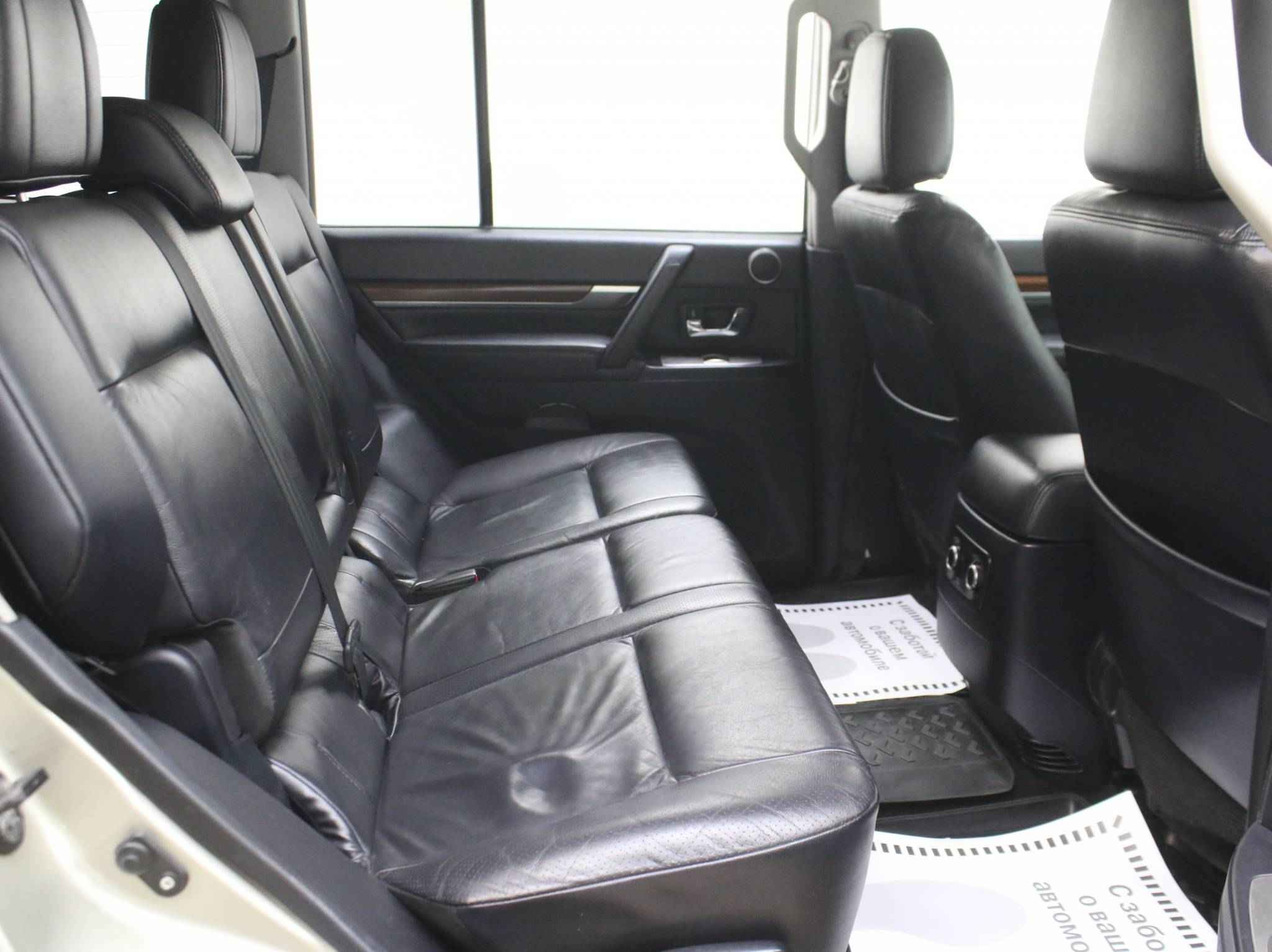 Mitsubishi Pajero, IV