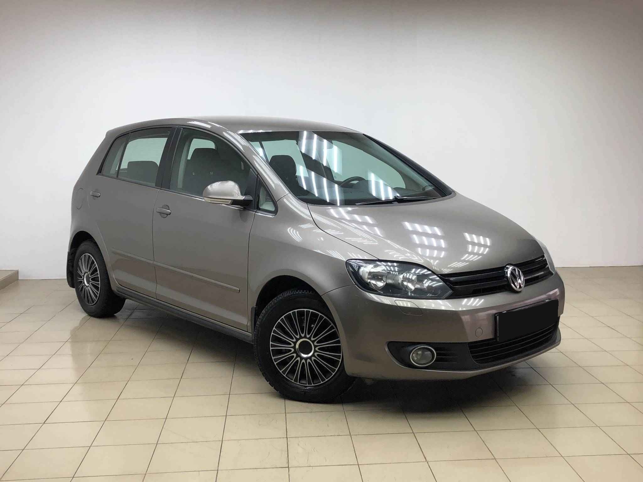 Volkswagen Golf Plus, II