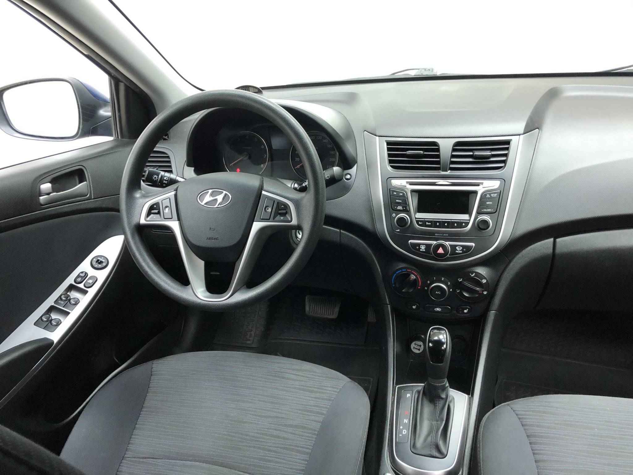 Hyundai Solaris, I Рестайлинг