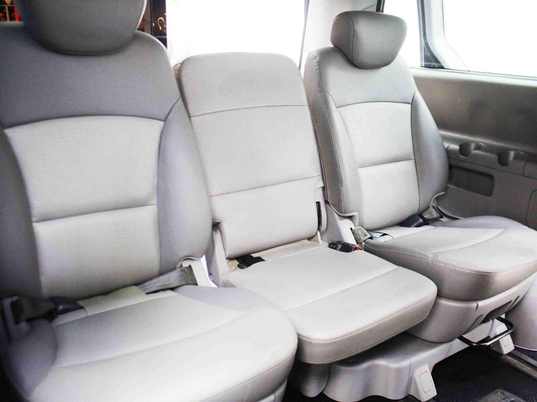 Hyundai Grand Starex, I