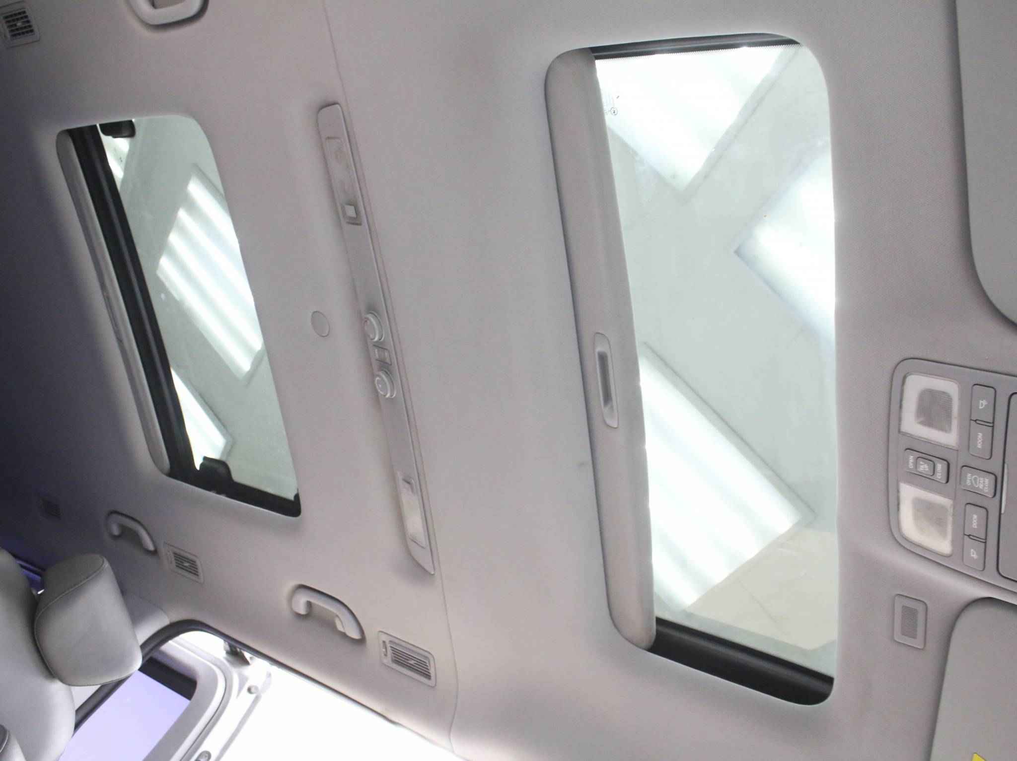 Hyundai Grand Starex, I