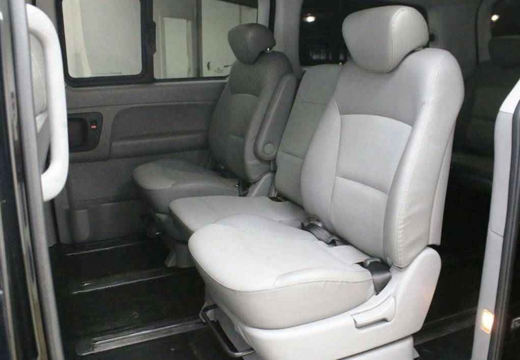 Hyundai Grand Starex, I