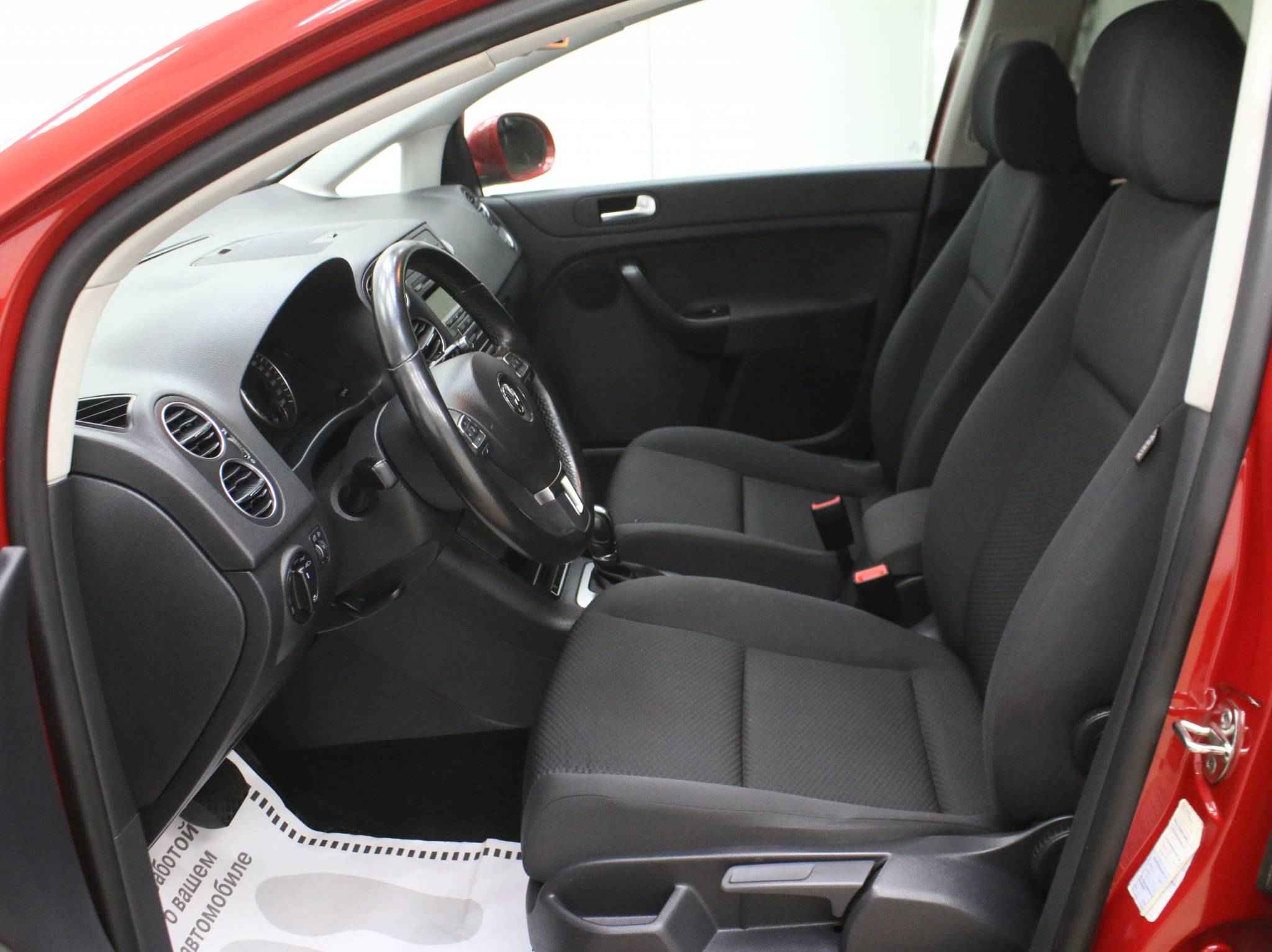 Volkswagen Golf Plus, II