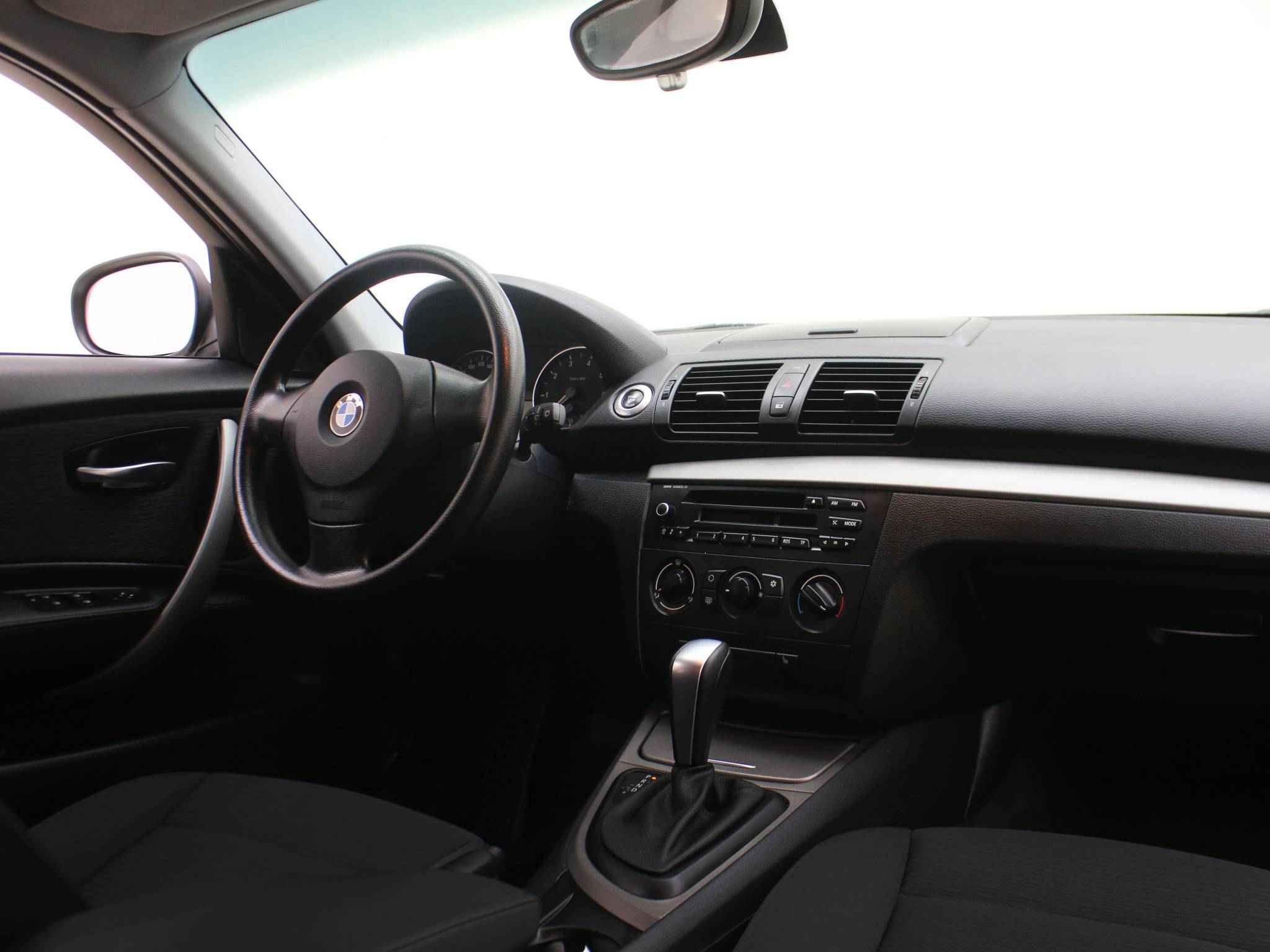 BMW 1 серии, I (E81/E82/E87/E88) Рестайлинг