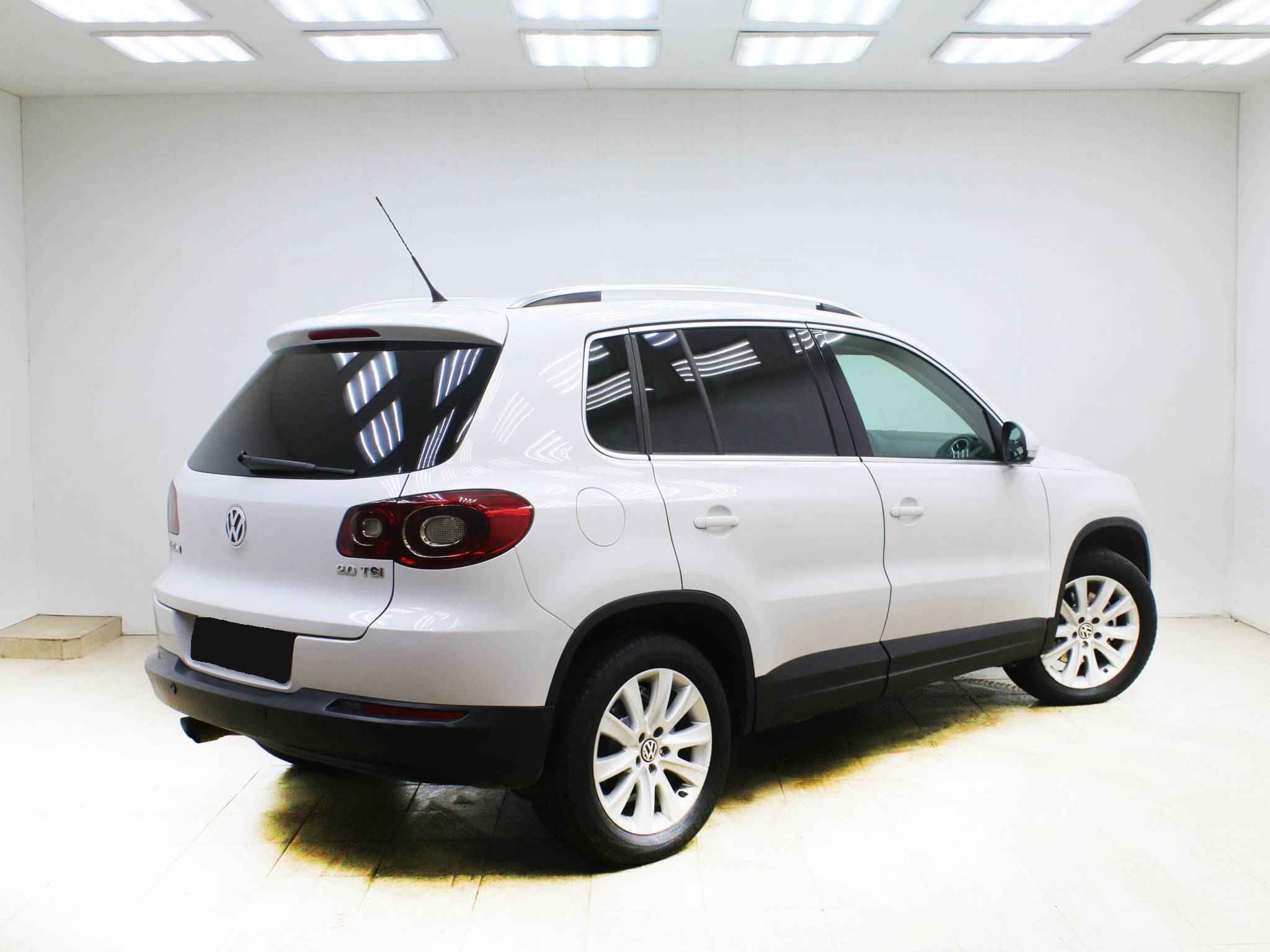 Volkswagen Tiguan, I