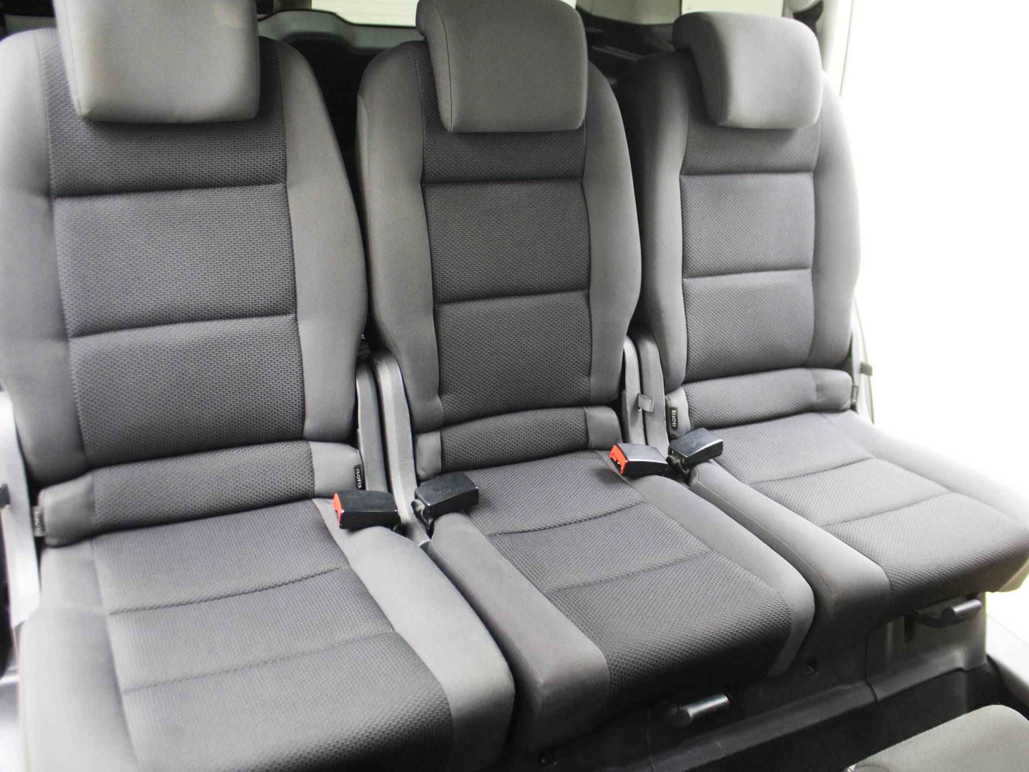 Volkswagen Touran, II