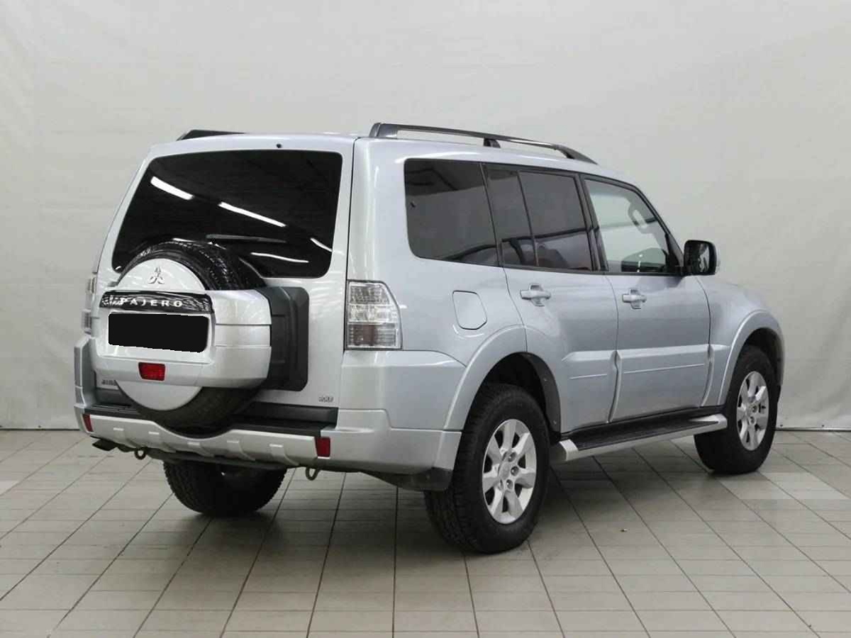 Mitsubishi Pajero, IV