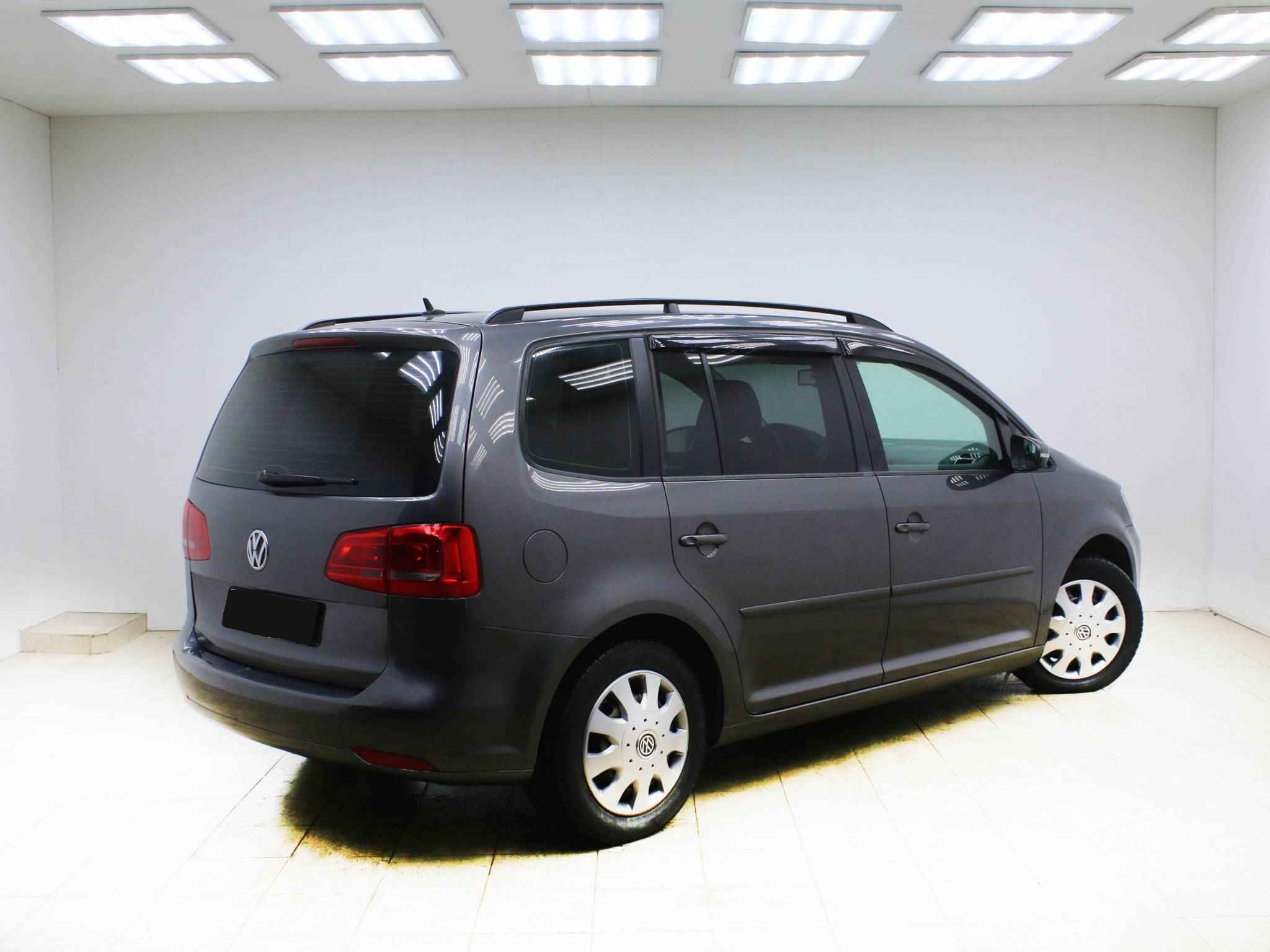 Volkswagen Touran, II