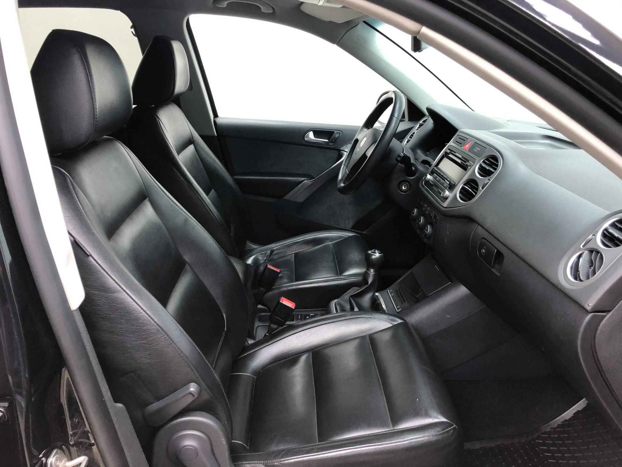 Volkswagen Tiguan, I