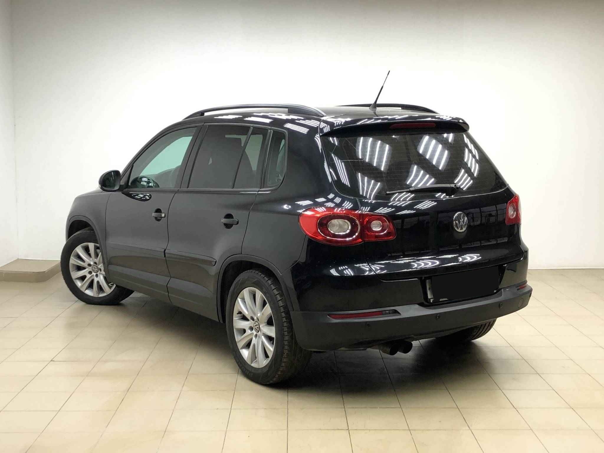 Volkswagen Tiguan, I