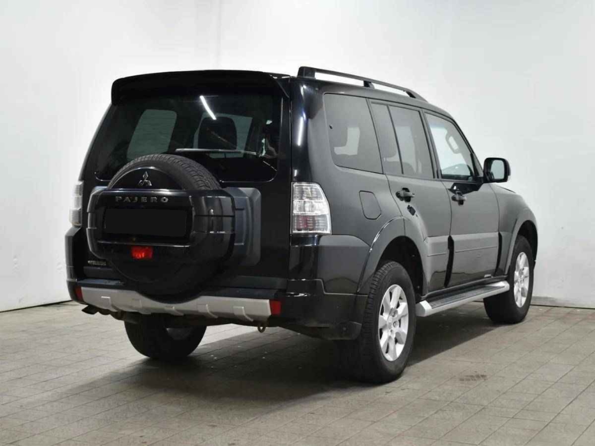 Mitsubishi Pajero, IV Рестайлинг 1