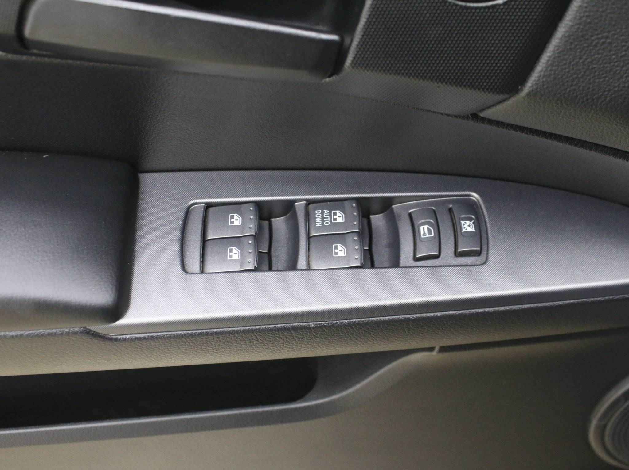 SsangYong Actyon Sports, I