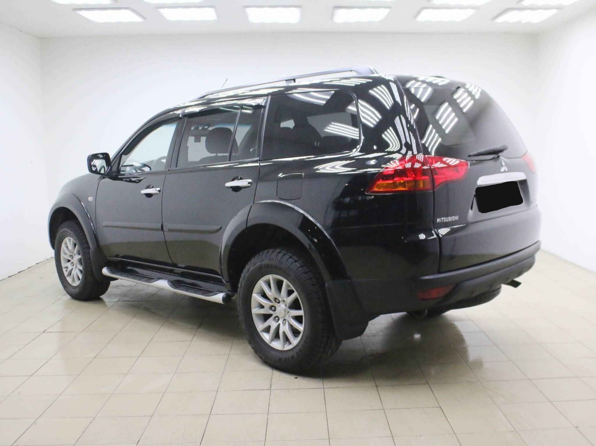 Mitsubishi Pajero Sport, II