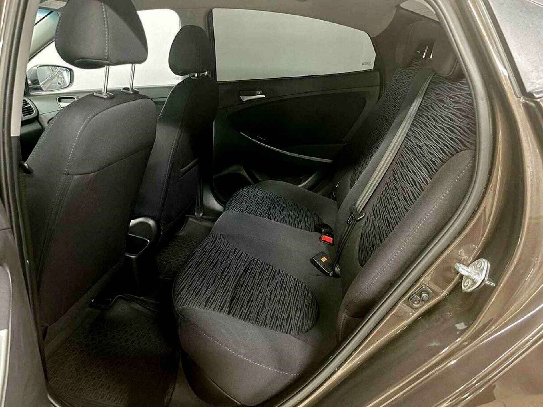 Hyundai Solaris, I Рестайлинг