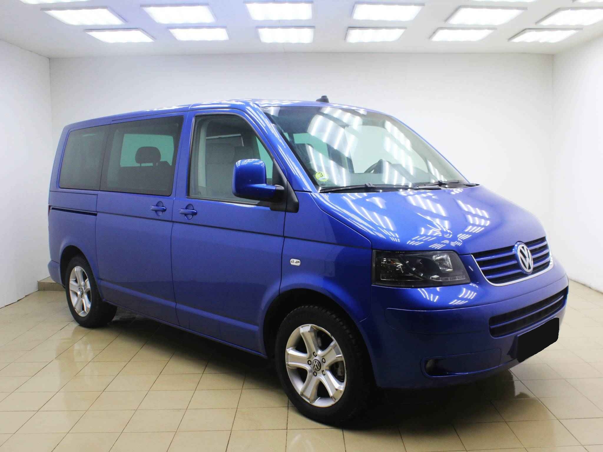 Volkswagen Caravelle, T5