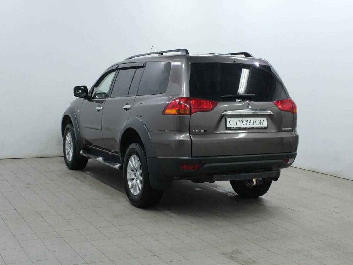 Mitsubishi Pajero Sport, II