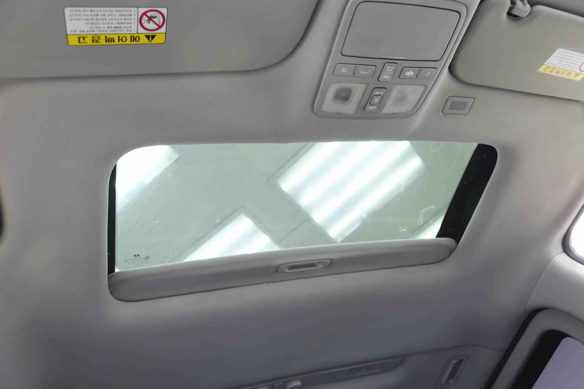 Hyundai Grand Starex, I