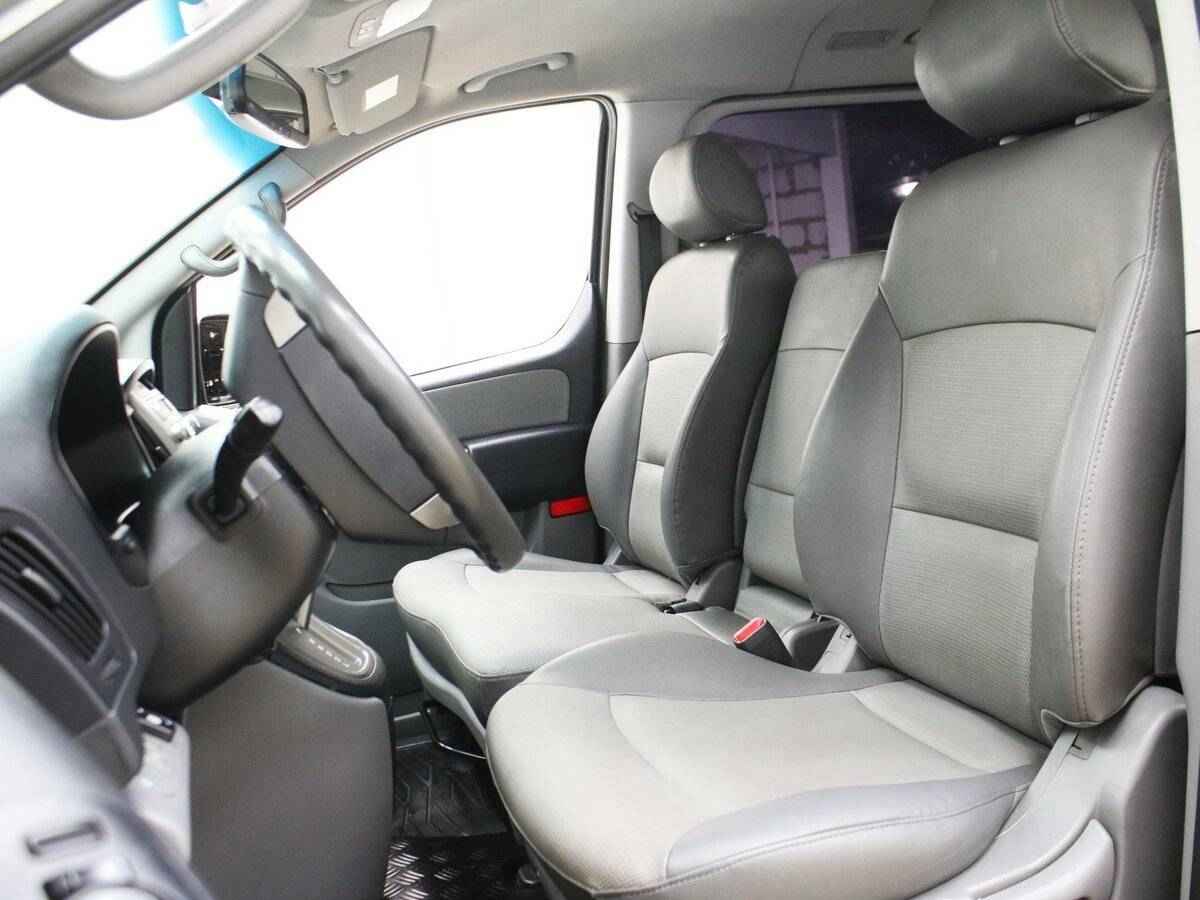 Hyundai Grand Starex, I