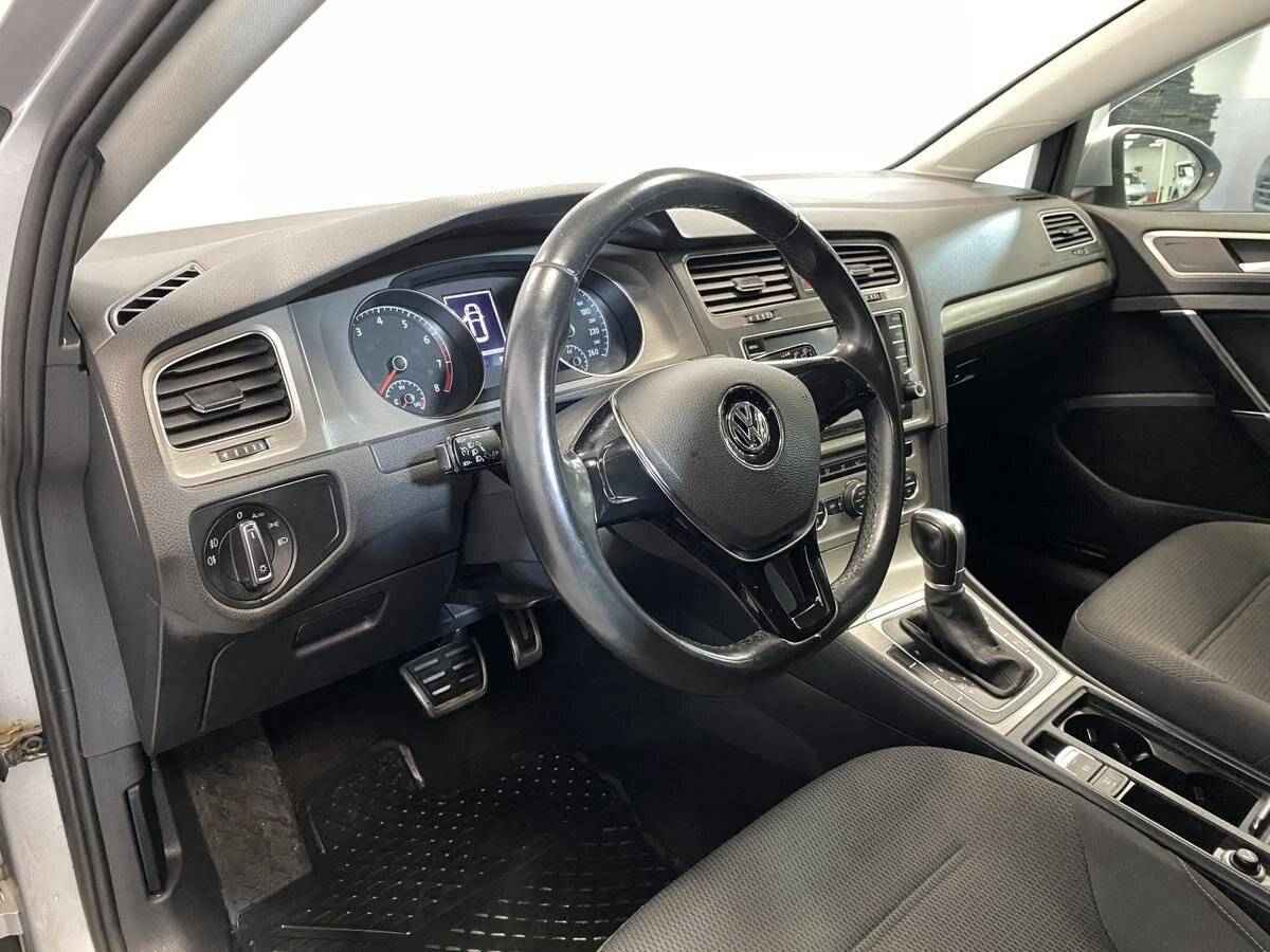 Volkswagen Golf, VII