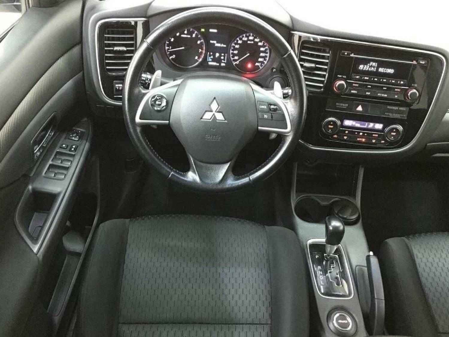 Mitsubishi Outlander, III