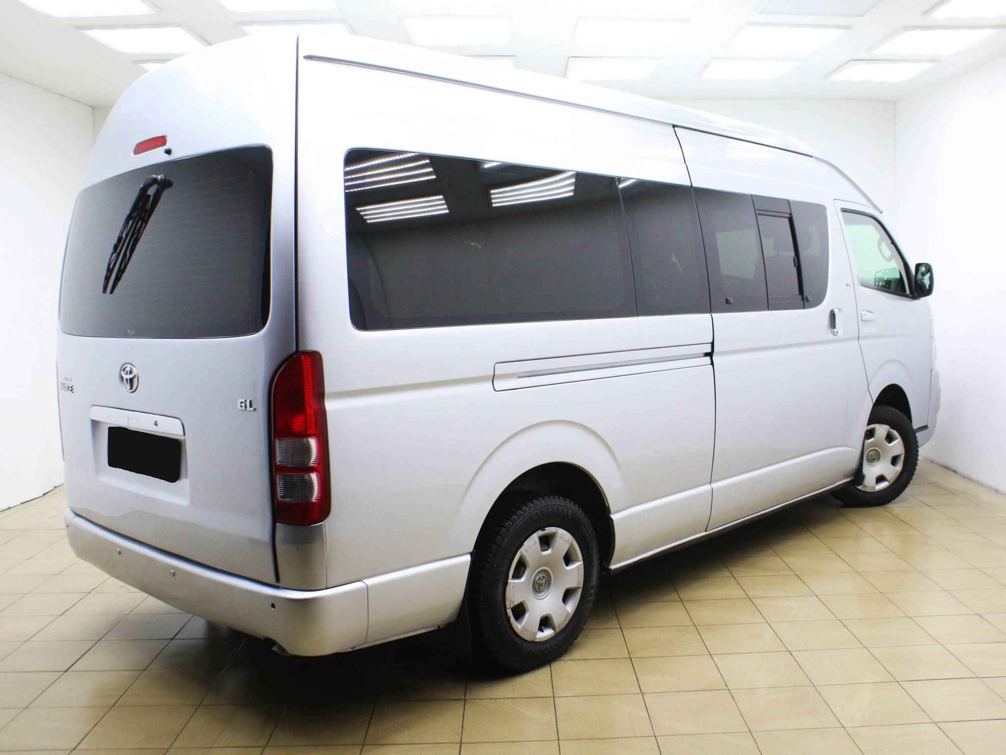 Toyota HiAce, H200