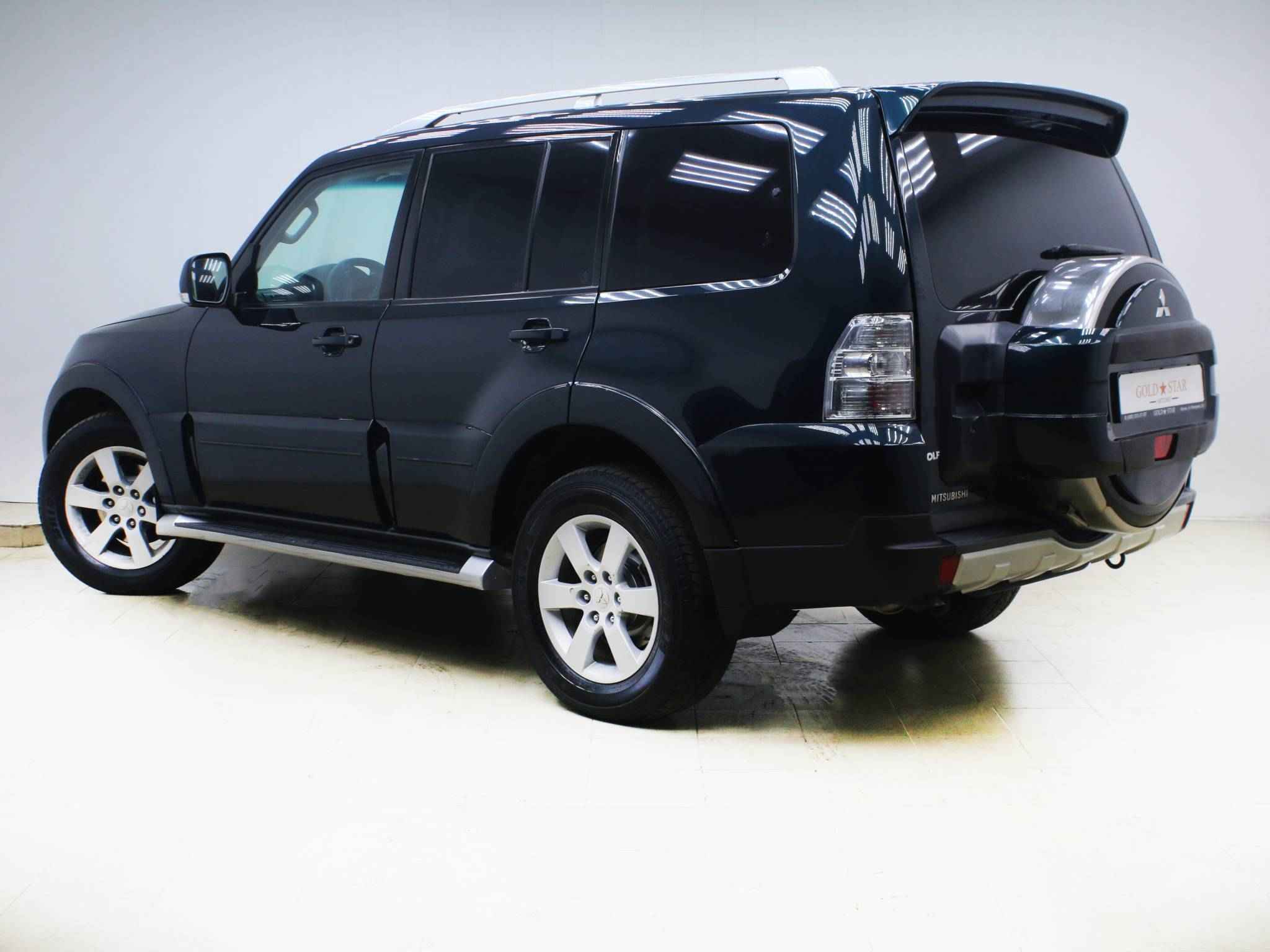 Mitsubishi Pajero, IV