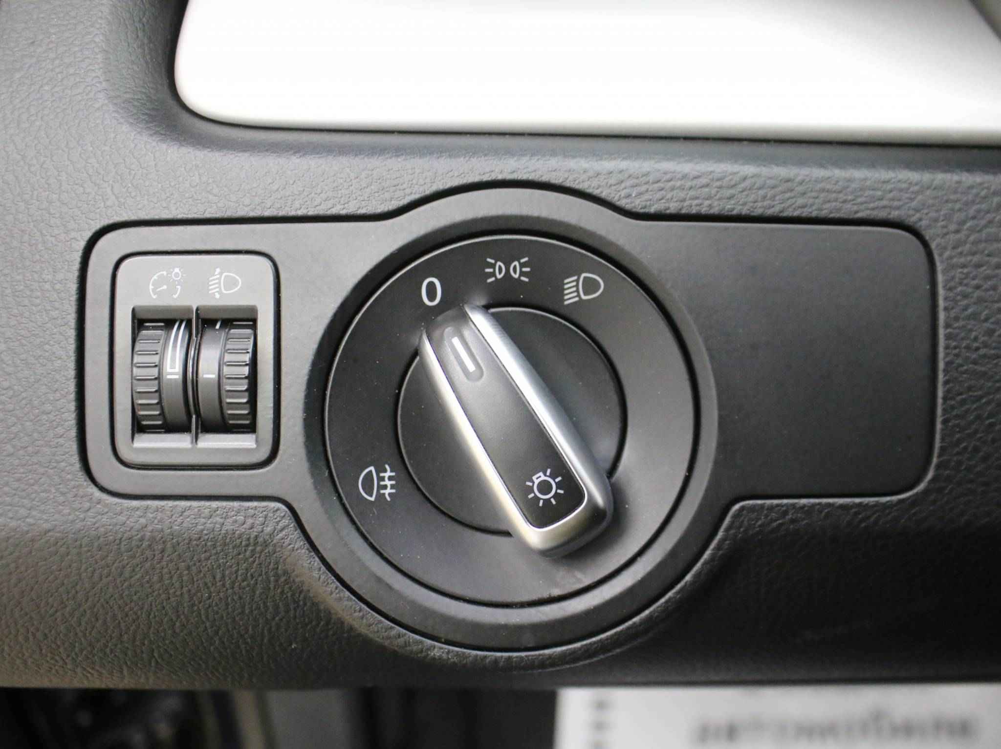 Volkswagen Passat, B7