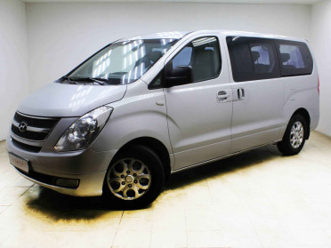 Hyundai Grand Starex, I
