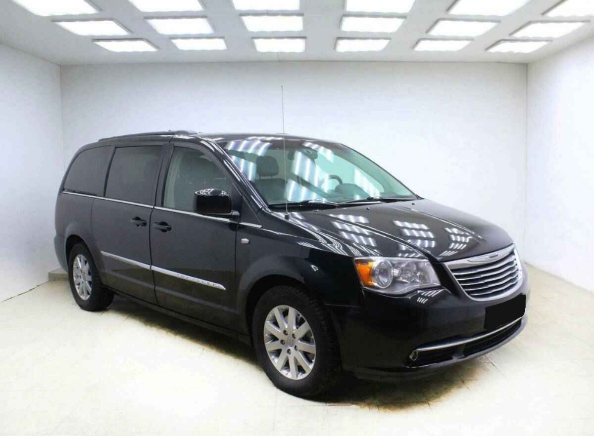 Chrysler Town & Country, V Рестайлинг