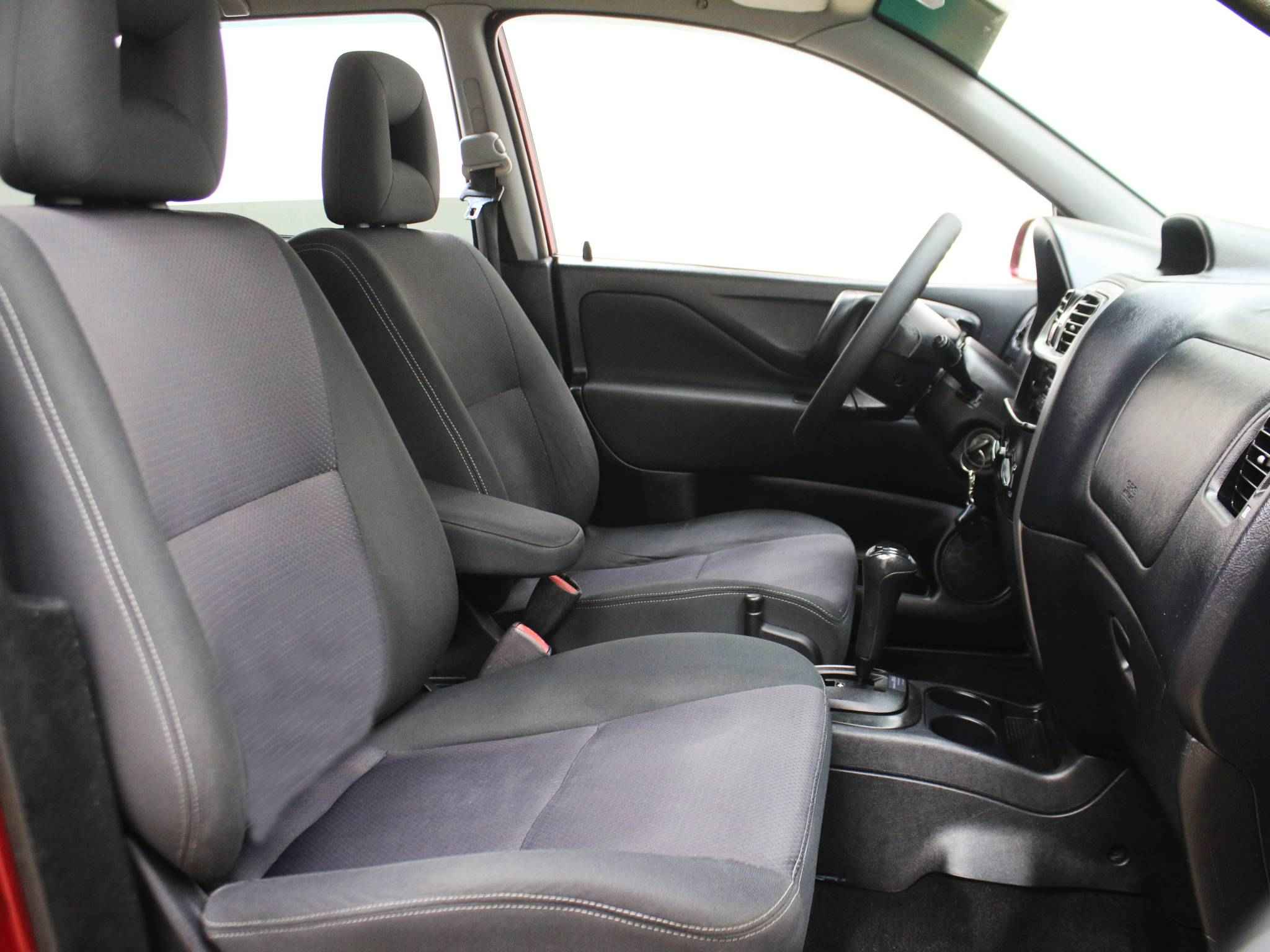 Mitsubishi Space Star, I Рестайлинг