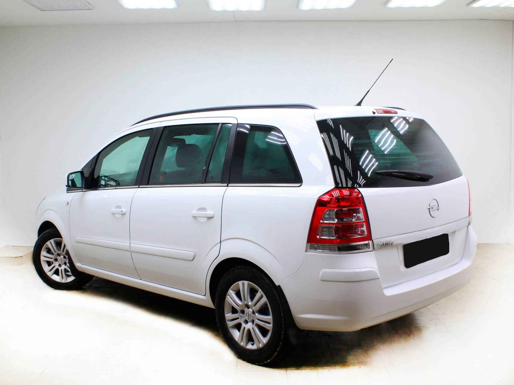 Opel Zafira, B Рестайлинг