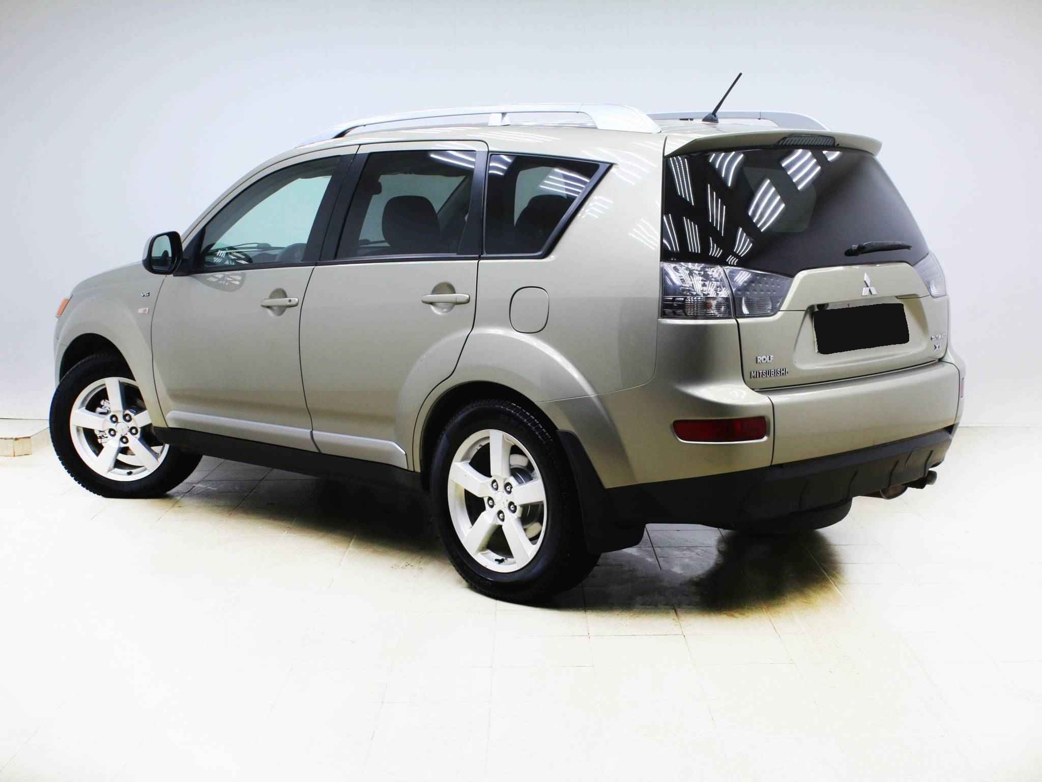 Mitsubishi Outlander, II