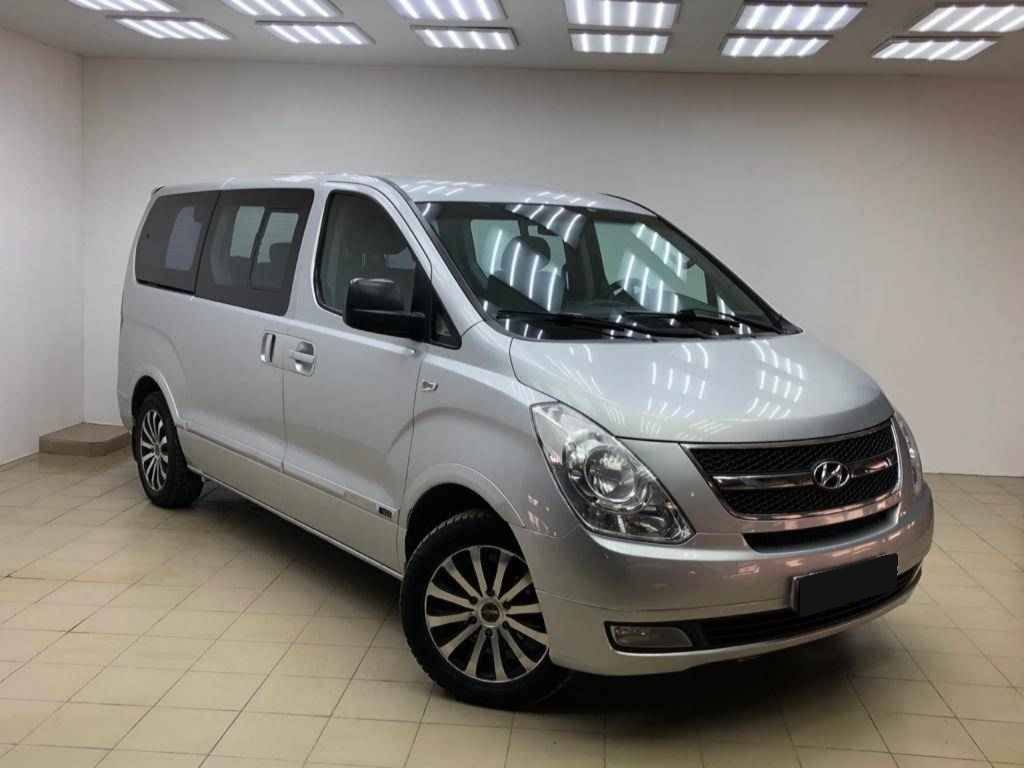 Hyundai Grand Starex, I