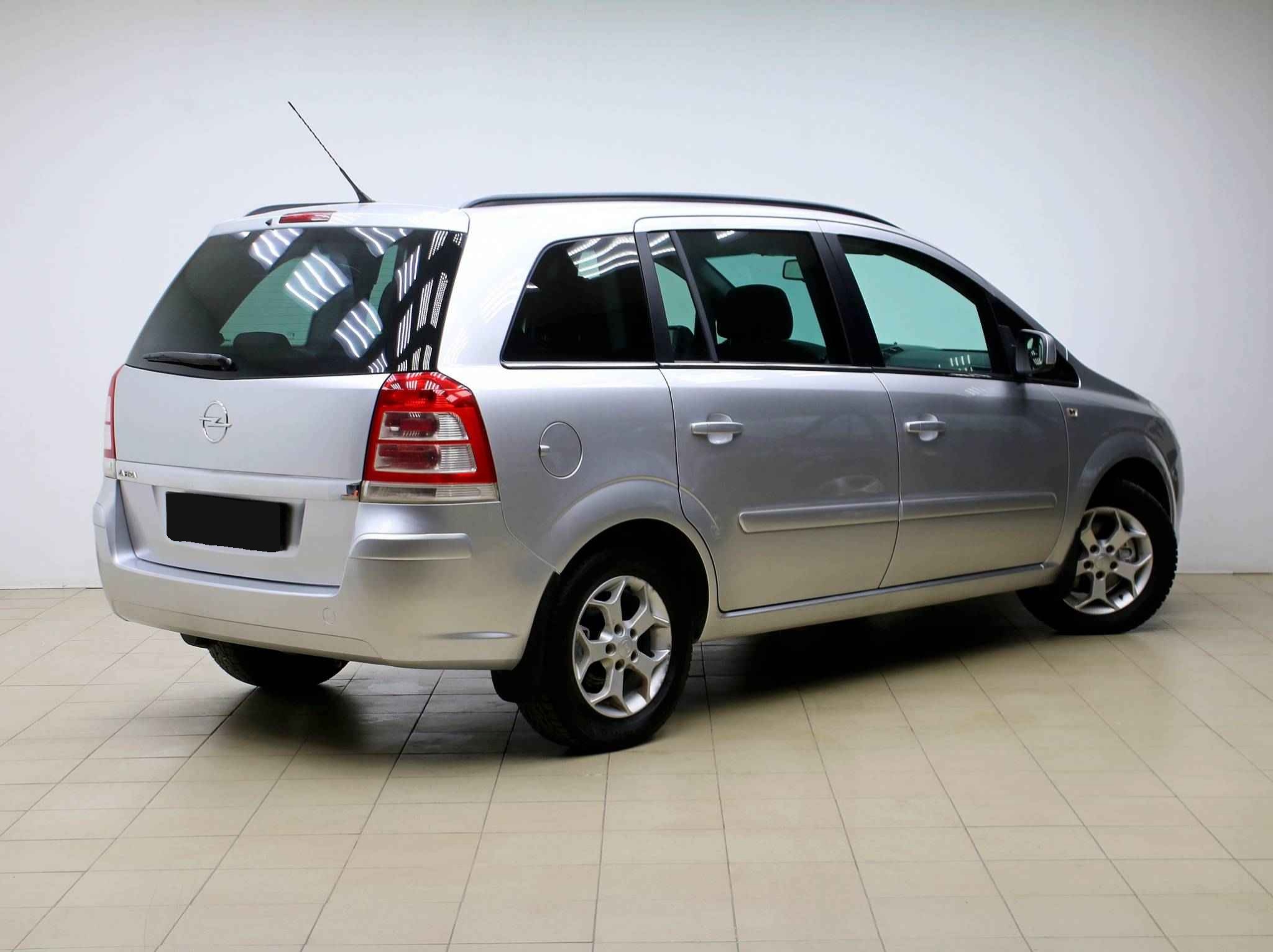 Opel Zafira, B Рестайлинг