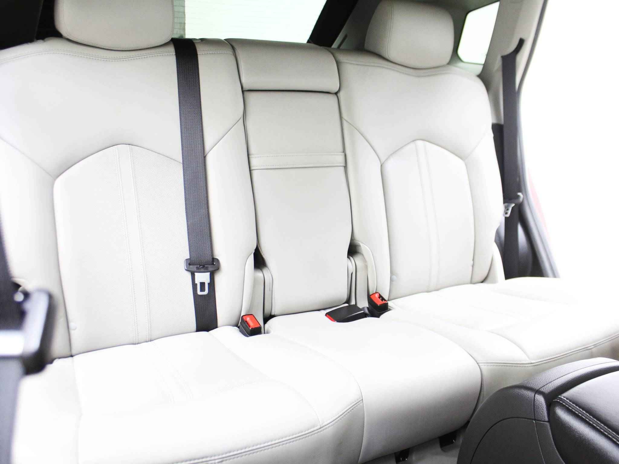 Cadillac SRX, II Рестайлинг