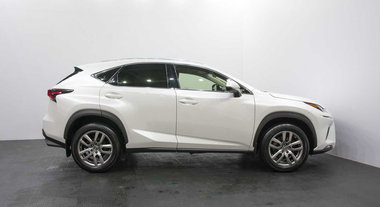 Lexus NX 300