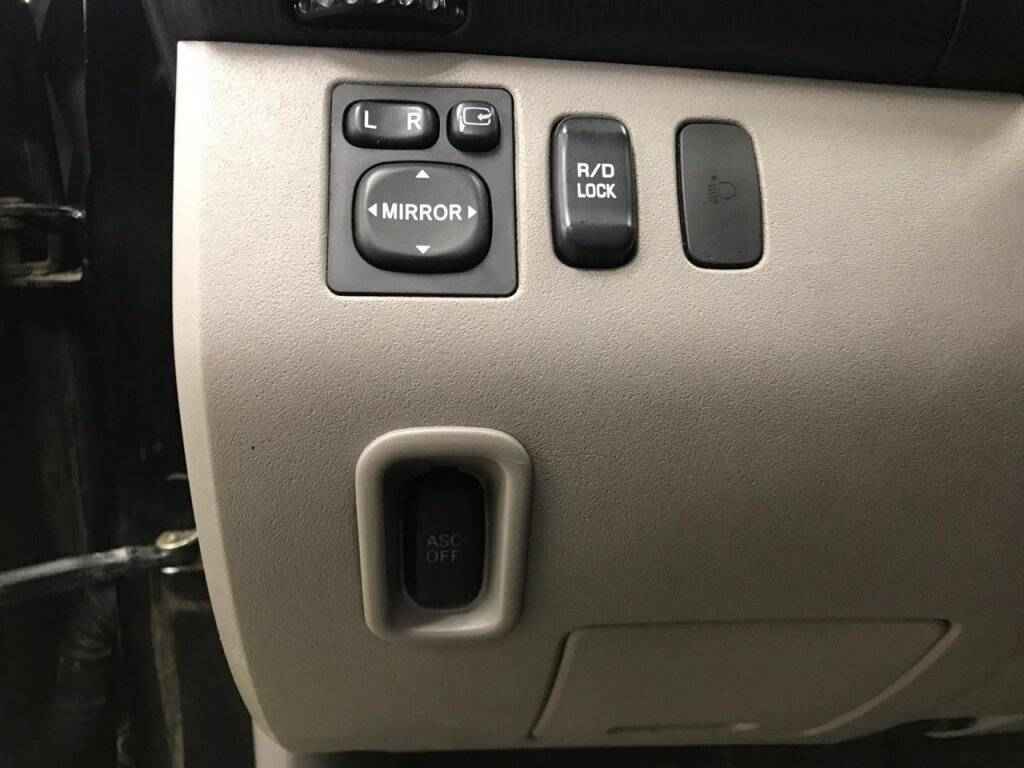 Mitsubishi Pajero Sport, II