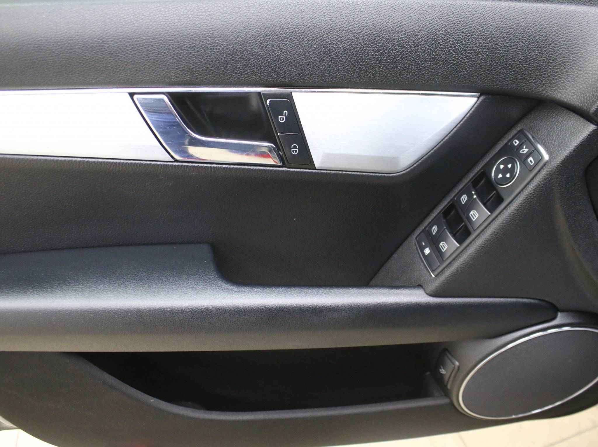 Mercedes-Benz C-Класс, III (W204)