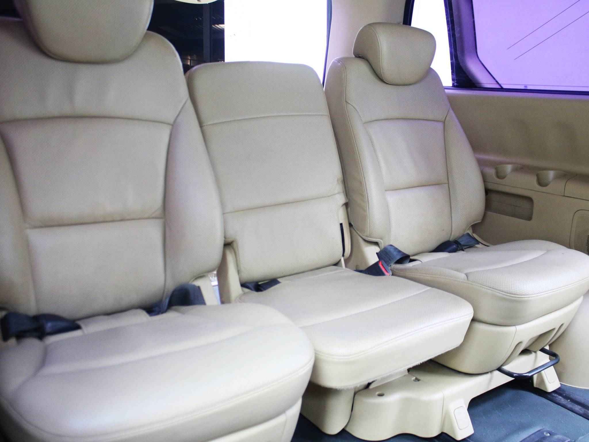 Hyundai Grand Starex, I