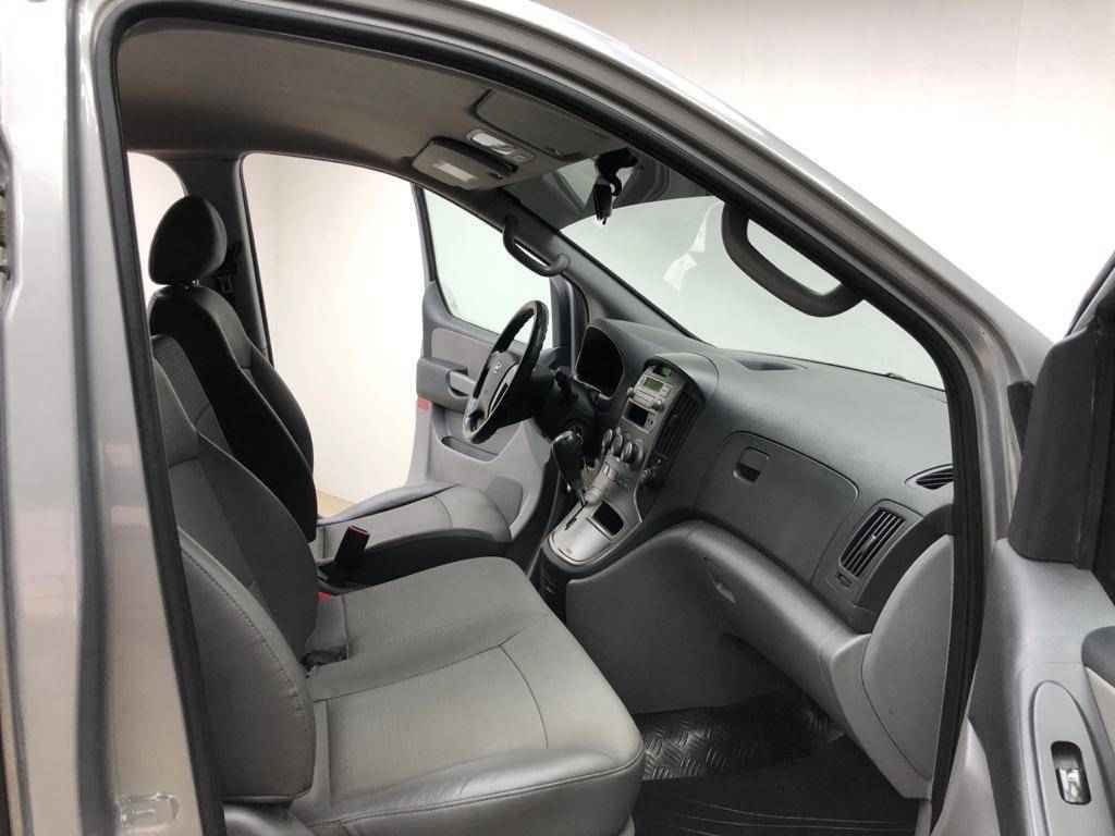 Hyundai Grand Starex, I