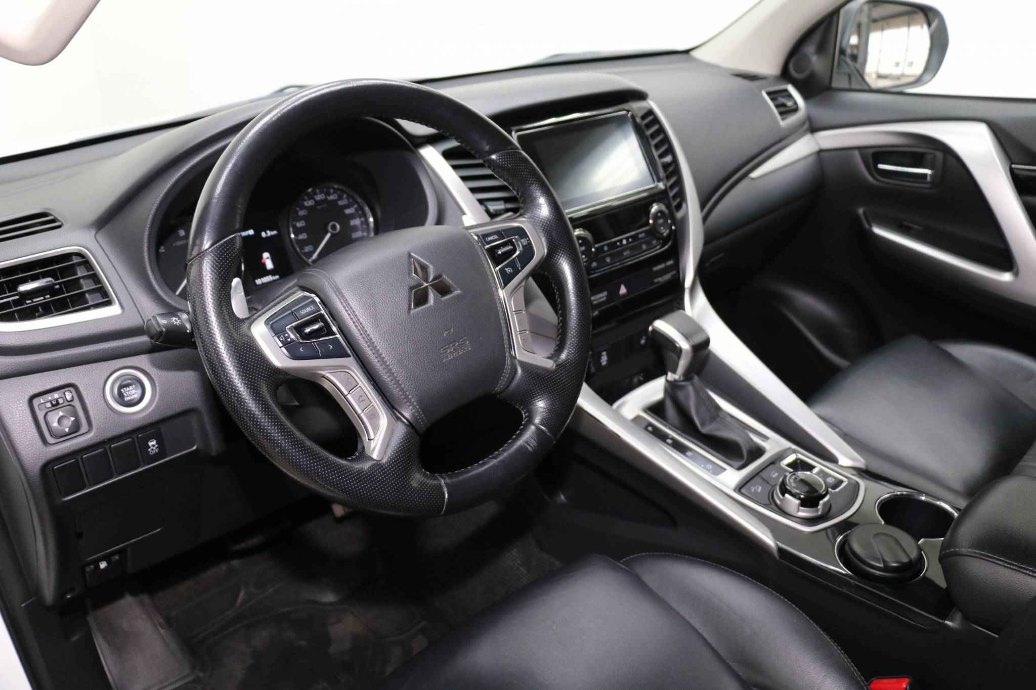 Mitsubishi Pajero Sport, III