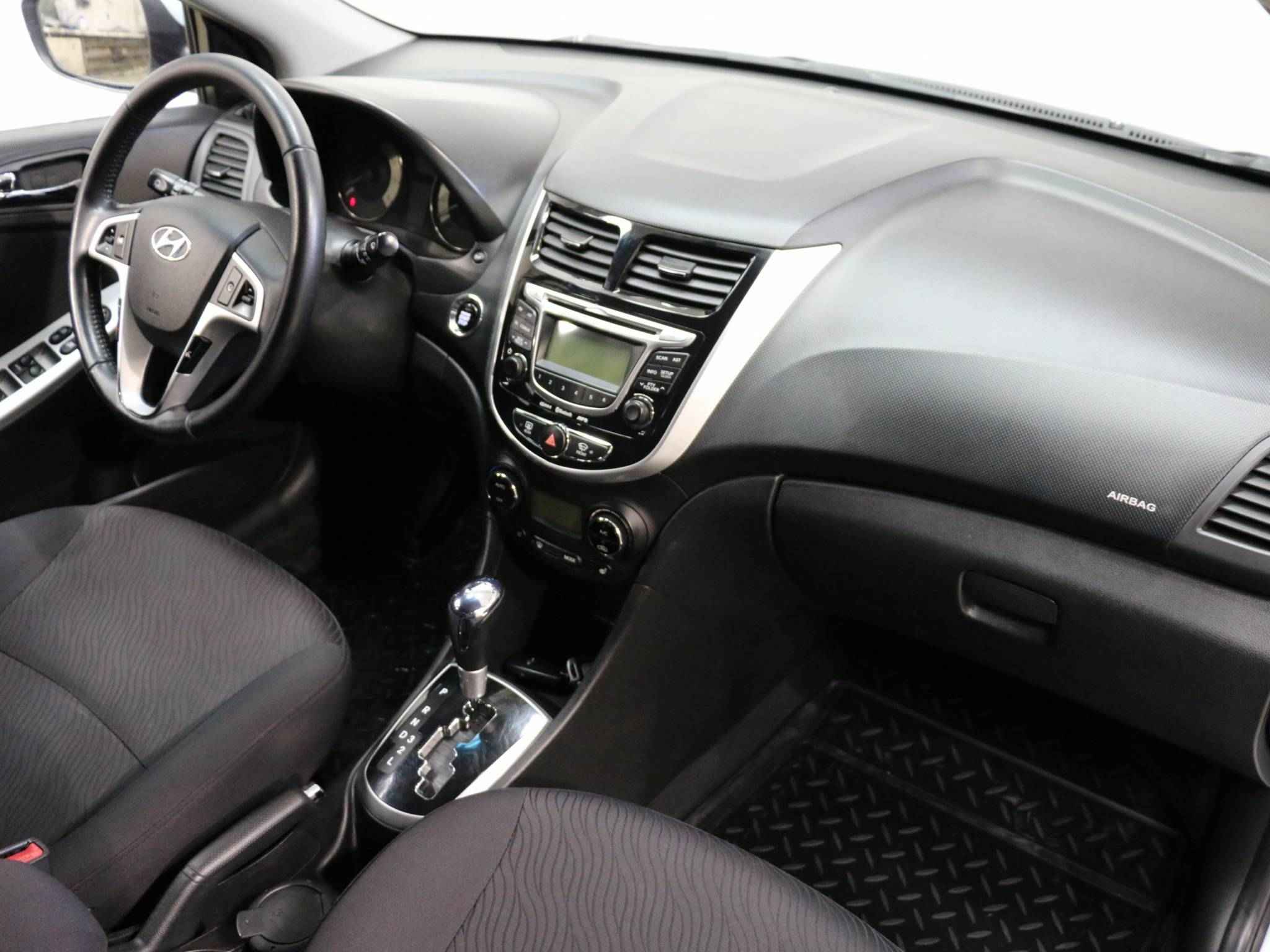 Hyundai Solaris, I