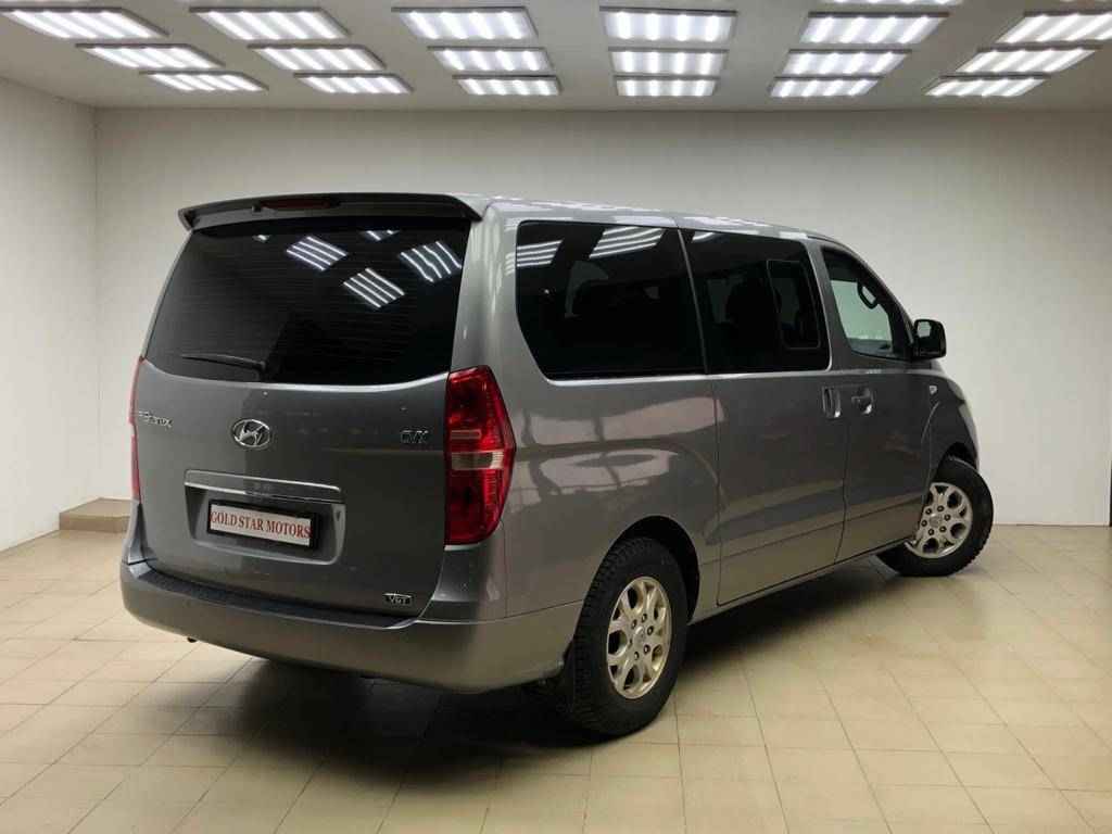 Hyundai Grand Starex, I