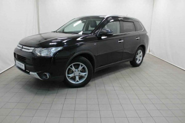 Mitsubishi Outlander, III