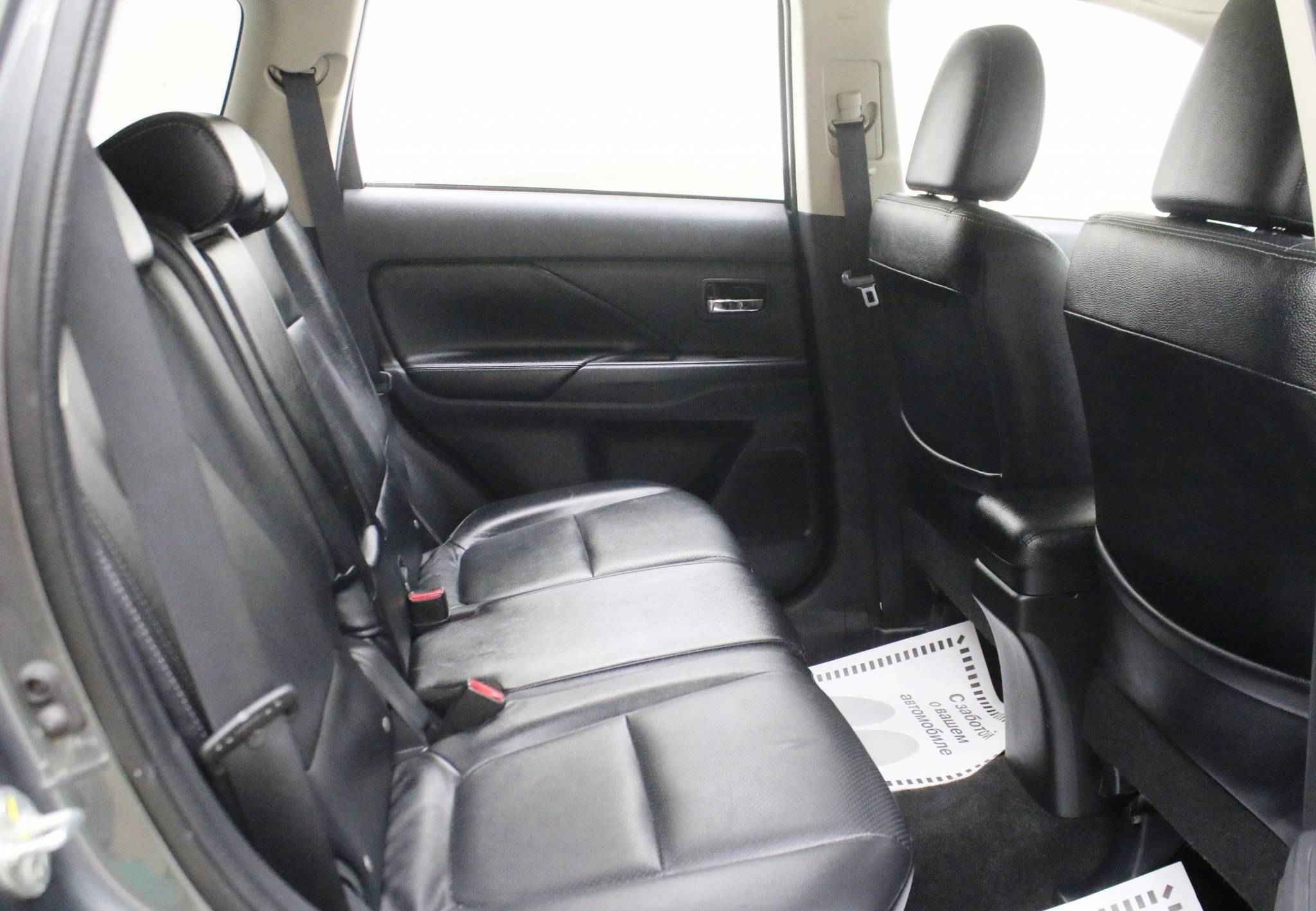 Mitsubishi Outlander, III