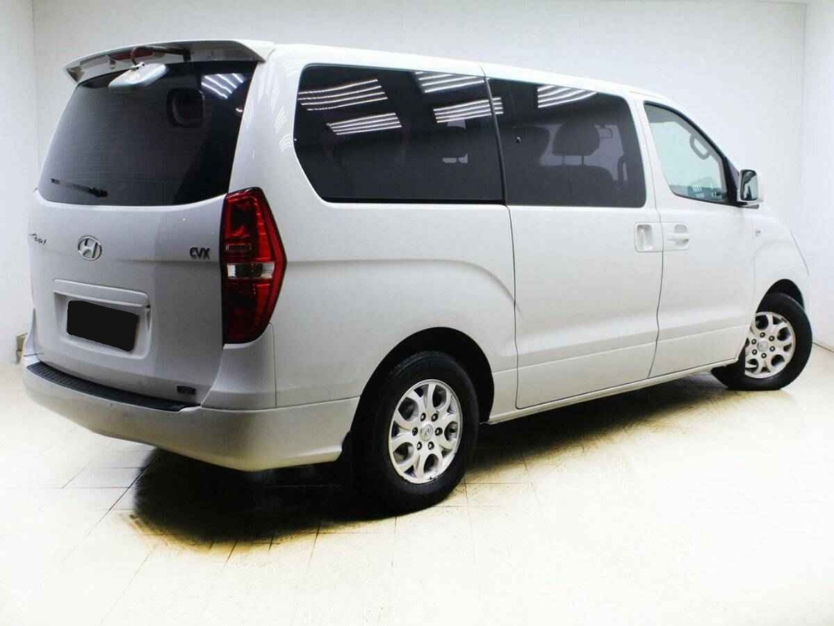 Hyundai Grand Starex, I