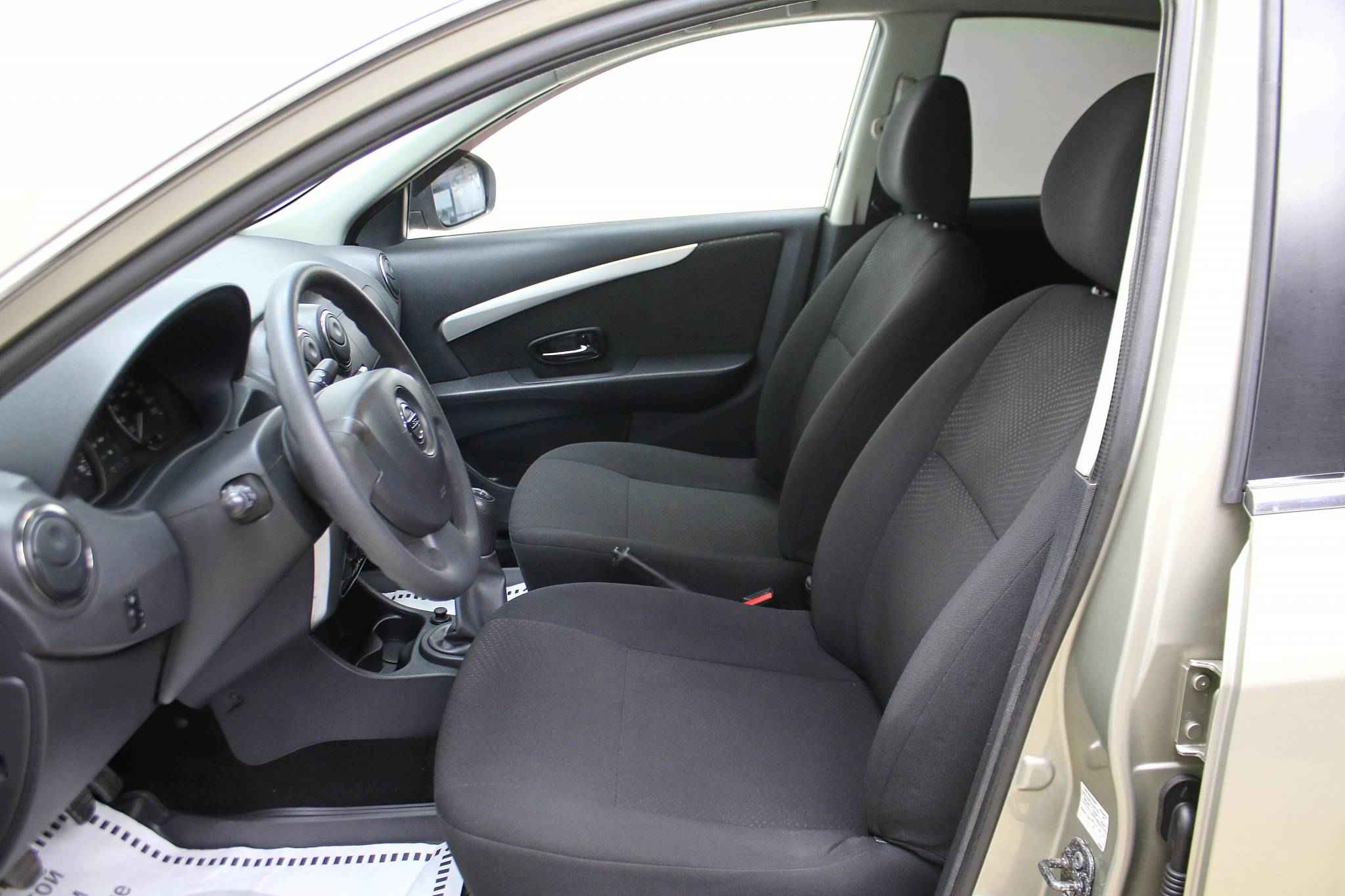 Nissan Almera, III (G15)